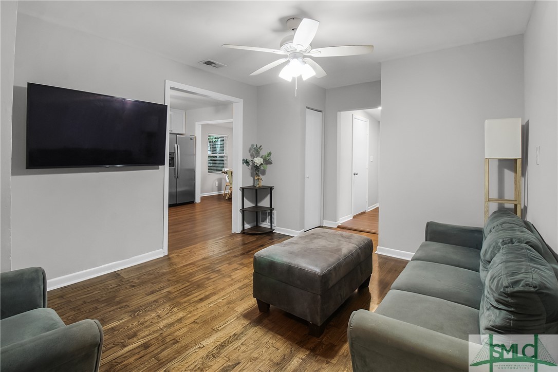 2162MassAve_FamilyRm